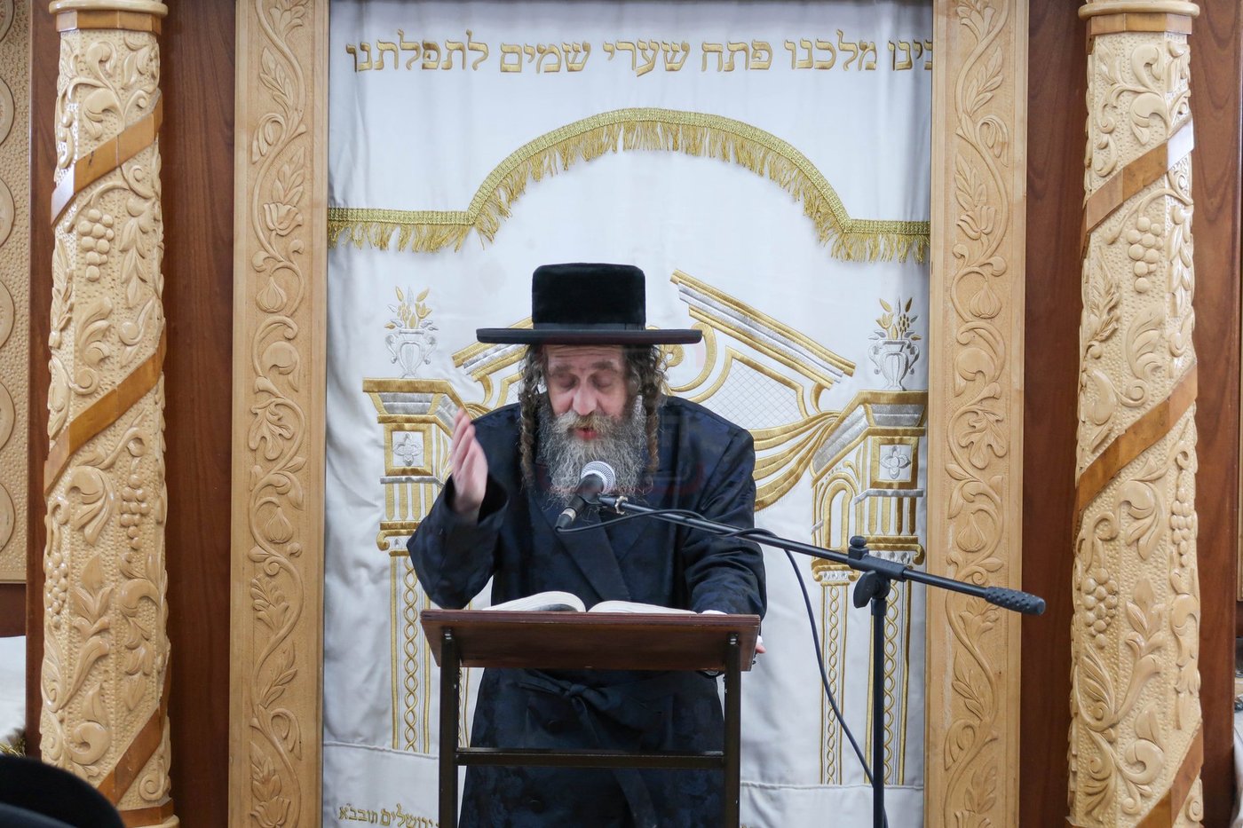 עצרת הספד במלאת השלושים להאדמו"ר מקרעטשניף סיגעט זצ"ל