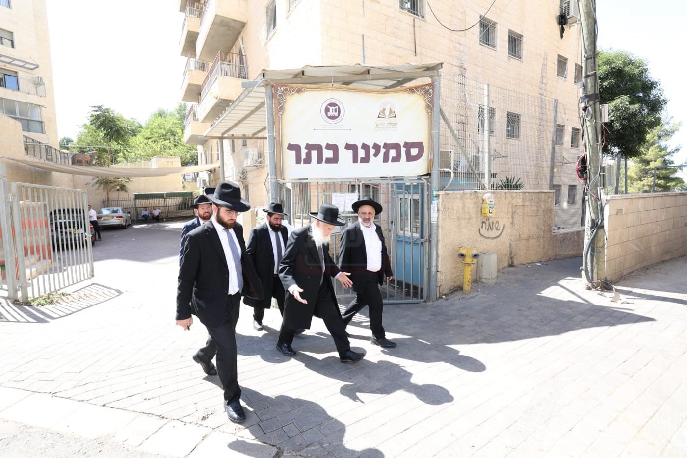 הארמון שחסום לזרים | 'זופניק בכיכר' עם כל התמונות, הנייעס והחשיפות של השבוע