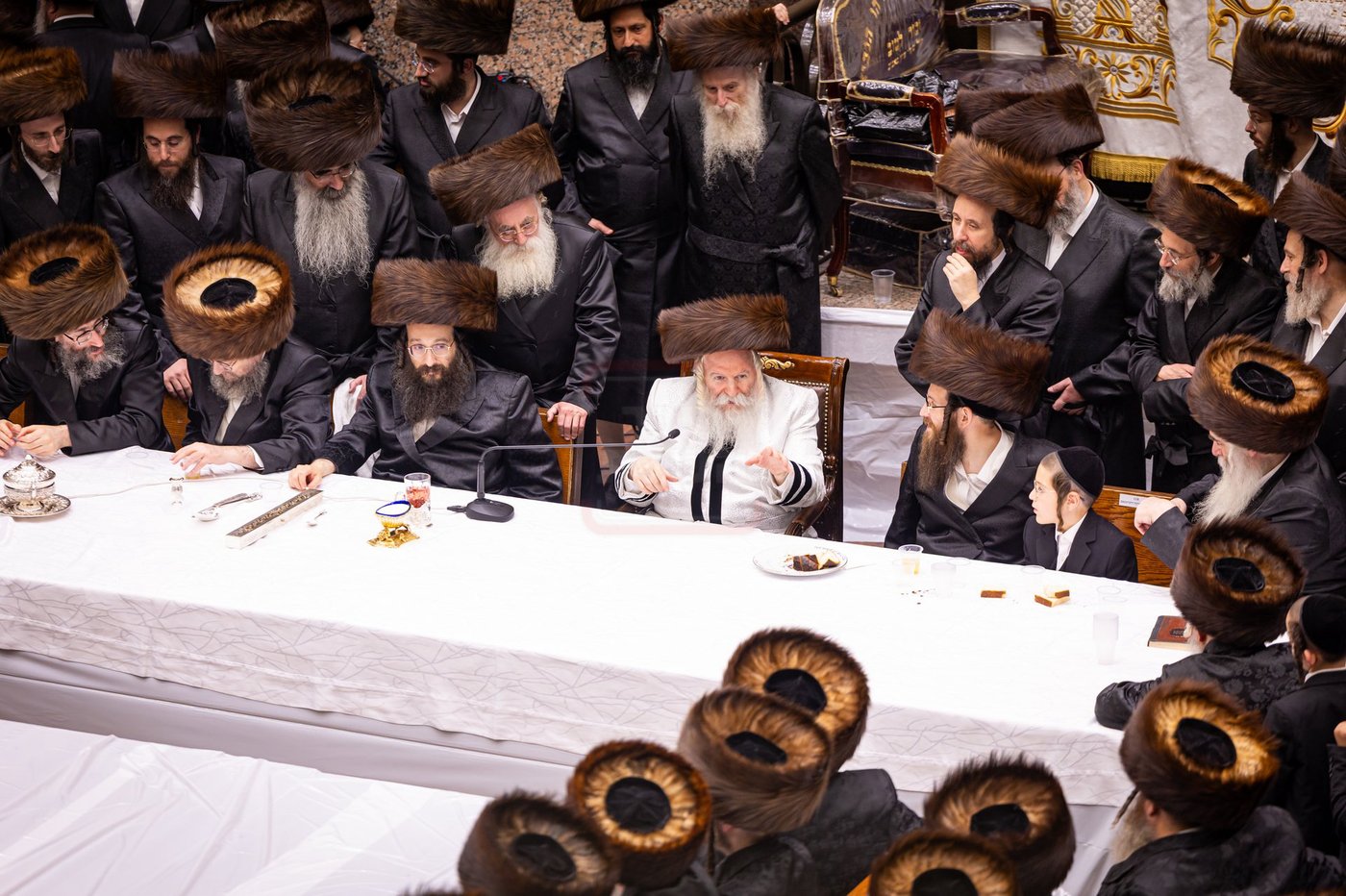 ערב ומוצאי יום כיפור בחצה"ק באבוב