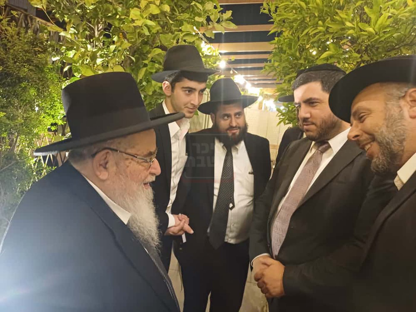 הארמון שחסום לזרים | 'זופניק בכיכר' עם כל התמונות, הנייעס והחשיפות של השבוע