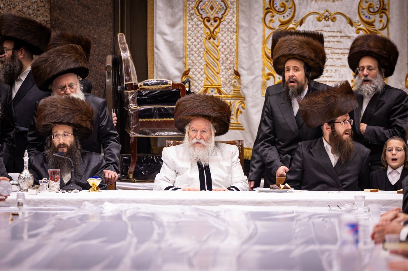 ערב ומוצאי יום כיפור בחצה"ק באבוב