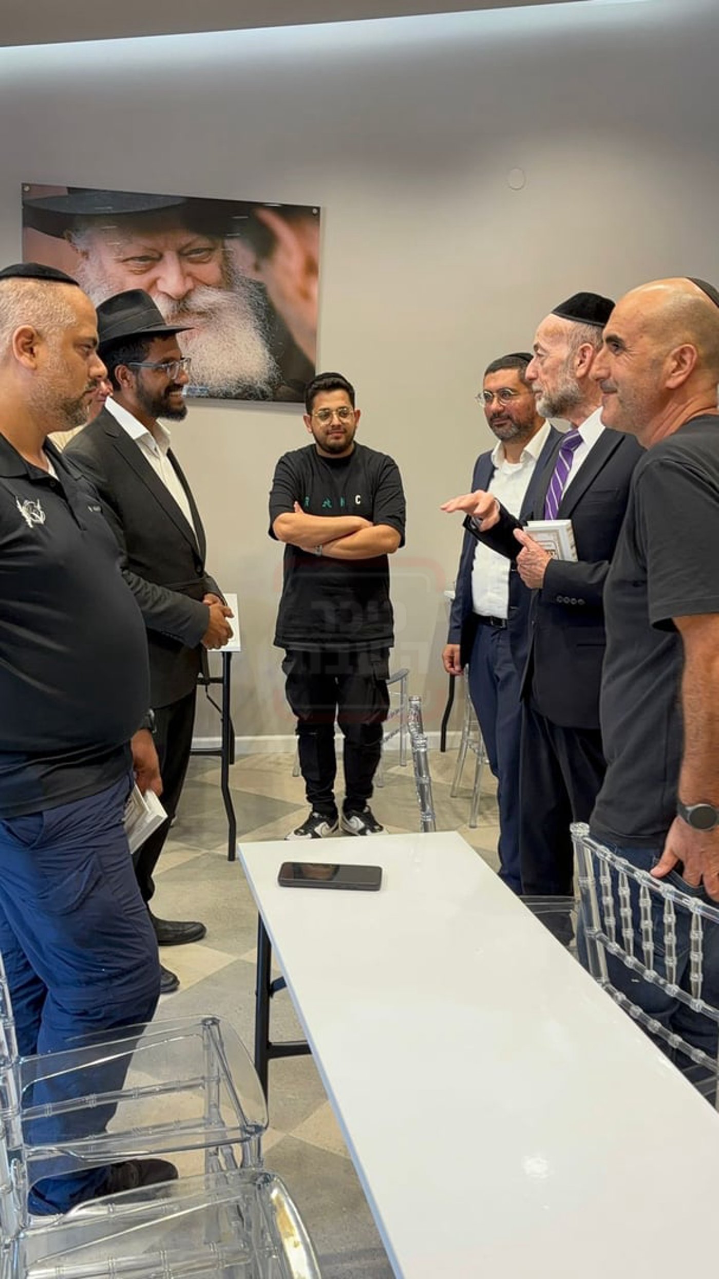הארמון שחסום לזרים | 'זופניק בכיכר' עם כל התמונות, הנייעס והחשיפות של השבוע
