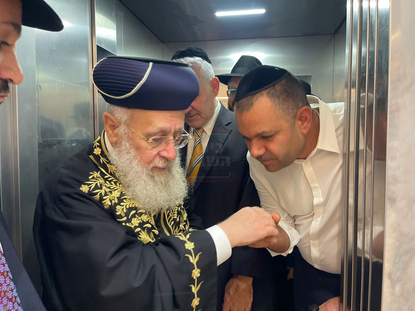 הארמון שחסום לזרים | 'זופניק בכיכר' עם כל התמונות, הנייעס והחשיפות של השבוע