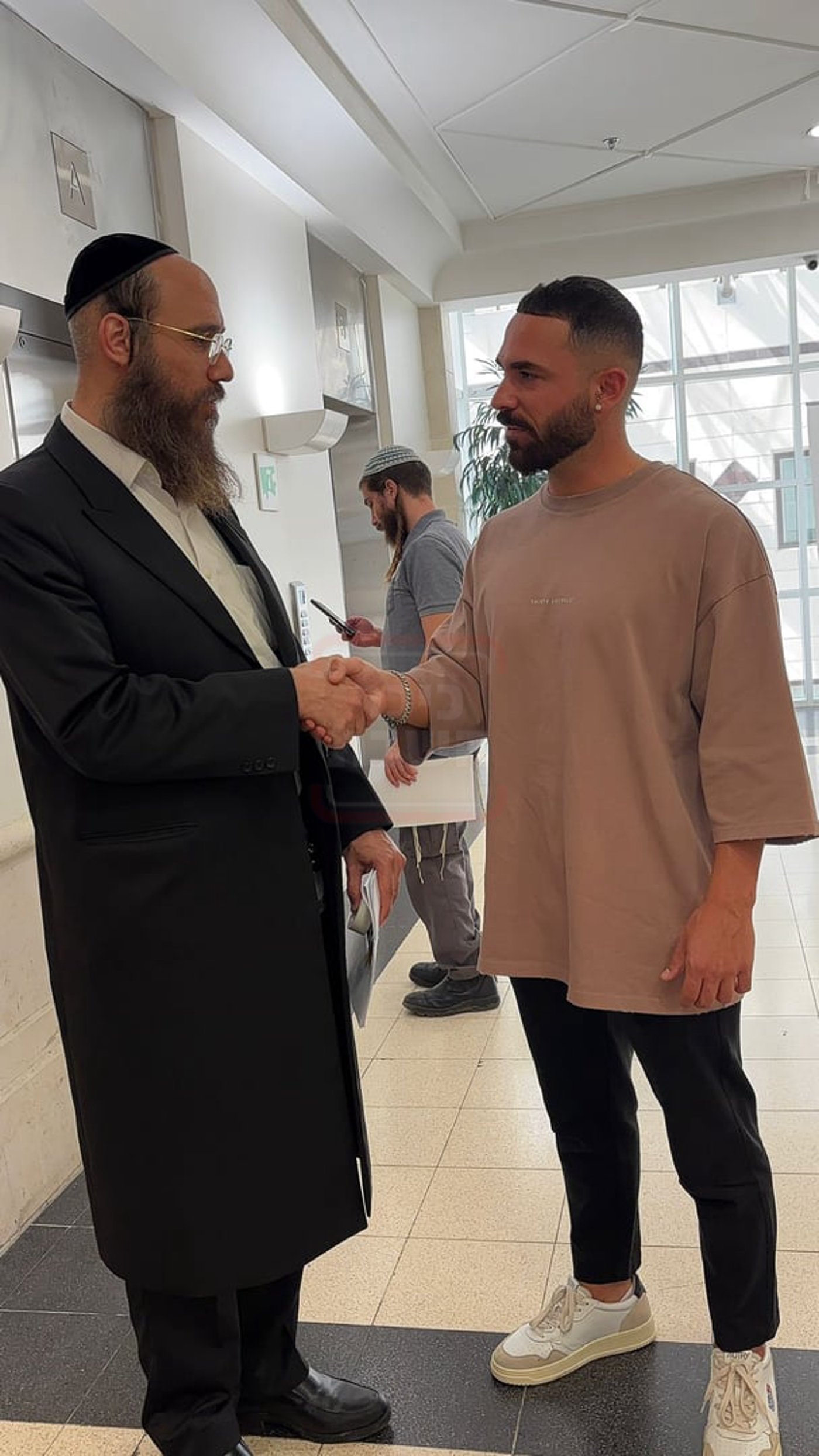 הארמון שחסום לזרים | 'זופניק בכיכר' עם כל התמונות, הנייעס והחשיפות של השבוע