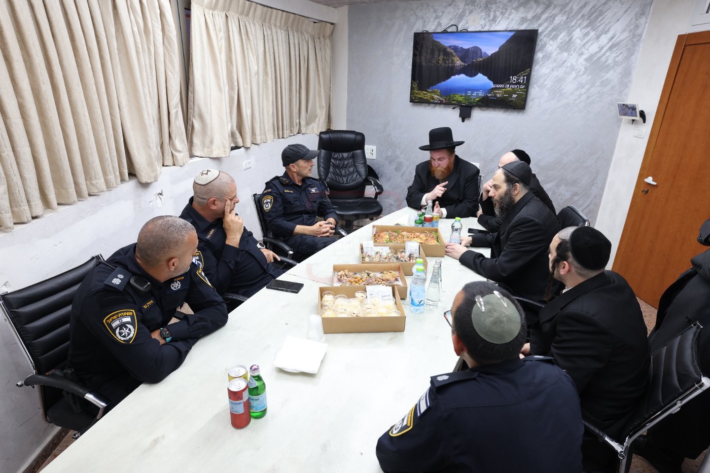 הארמון שחסום לזרים | 'זופניק בכיכר' עם כל התמונות, הנייעס והחשיפות של השבוע