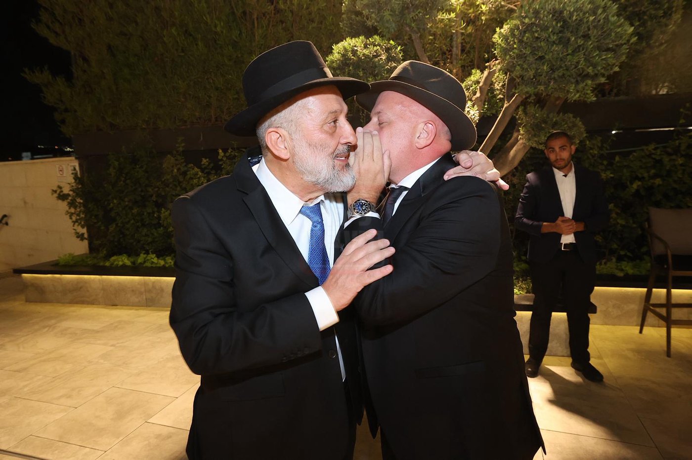 הטיסה החשאית לארה"ב | 'זופניק בכיכר' עם כל התמונות, הנייעס והחשיפות של השבוע