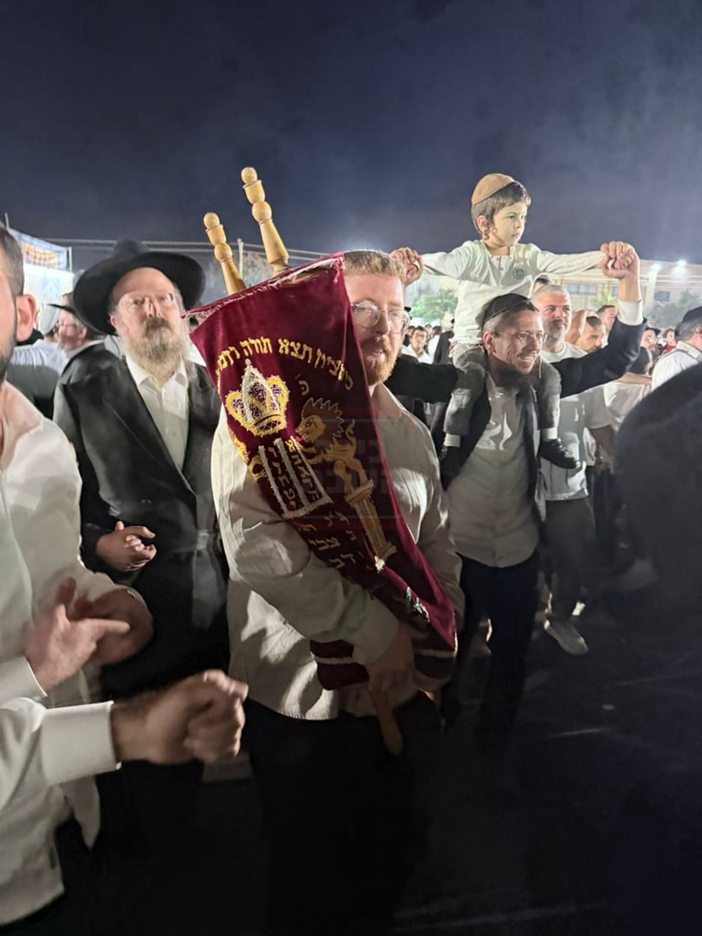הטיסה החשאית לארה"ב | 'זופניק בכיכר' עם כל התמונות, הנייעס והחשיפות של השבוע