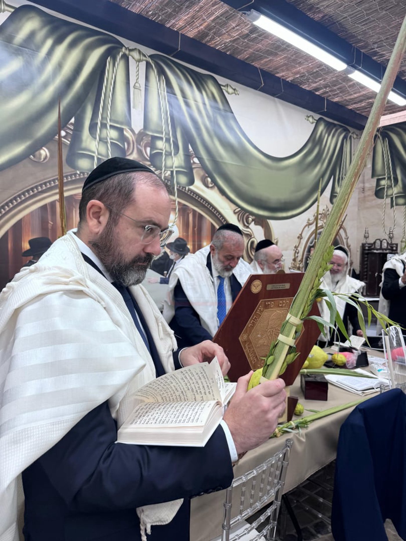 הטיסה החשאית לארה"ב | 'זופניק בכיכר' עם כל התמונות, הנייעס והחשיפות של השבוע