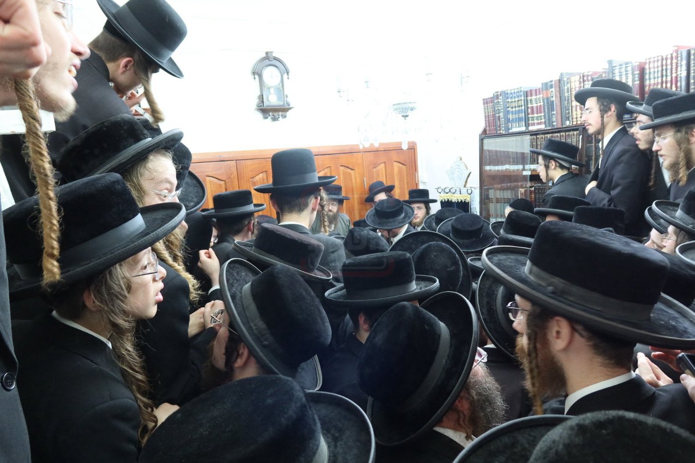 מעמד האדיר של קבלת פנים לאסיר הרב אריה מרדכי רבינוביץ 