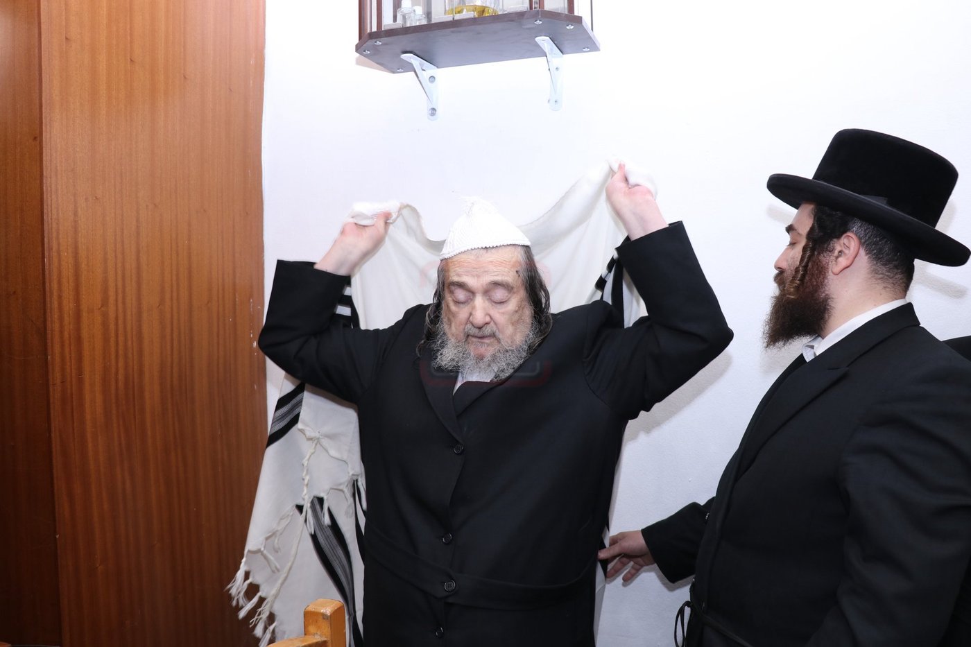 ברית בשמחת הברית בחצרות קוזמיר - ביאלה - קופיטשניץ - לעלוב בית שמש