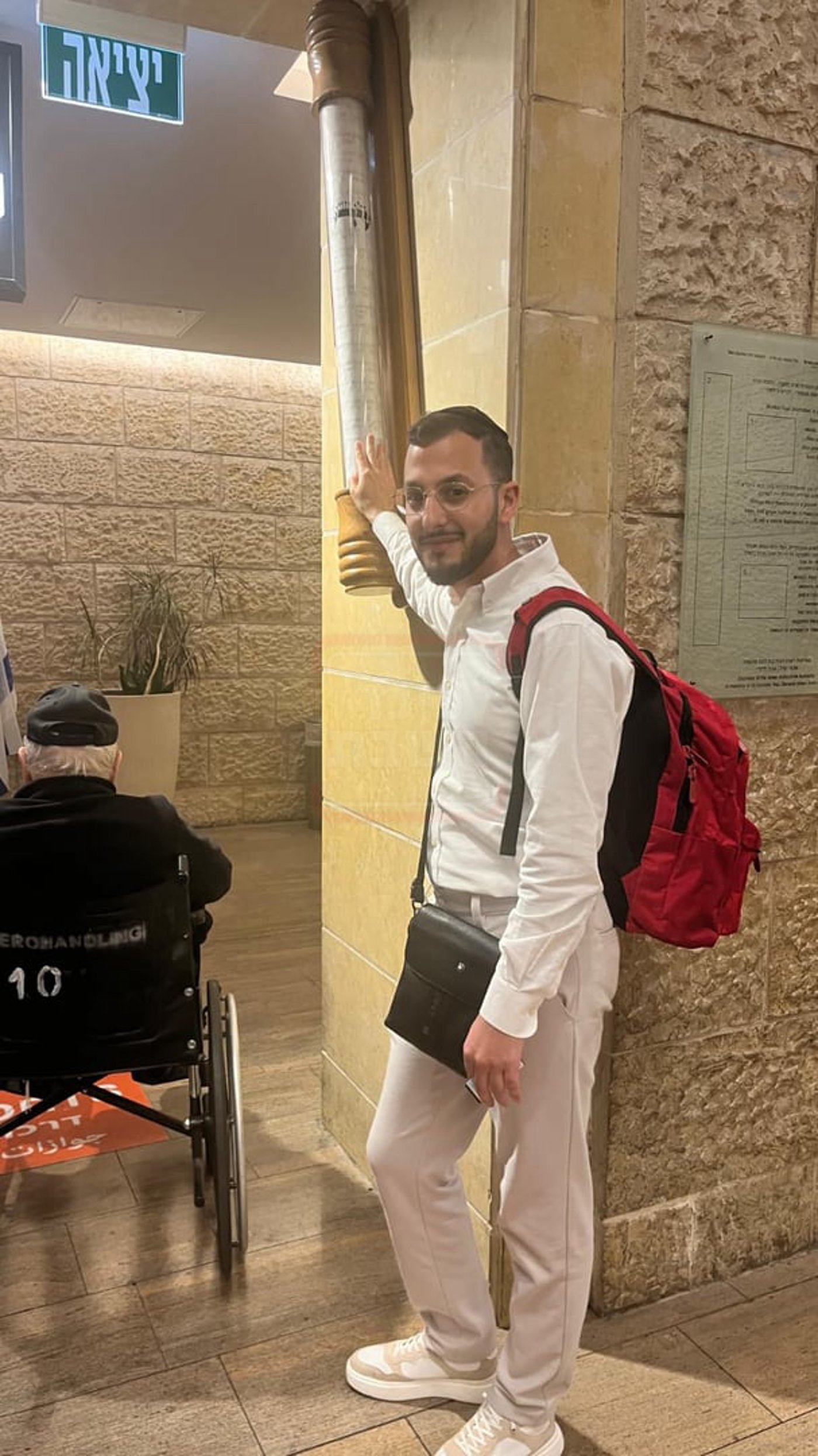 ה"חמור" שזכה ל"ימים" | 'זופניק בכיכר' עם כל התמונות, הנייעס והחשיפות של השבוע