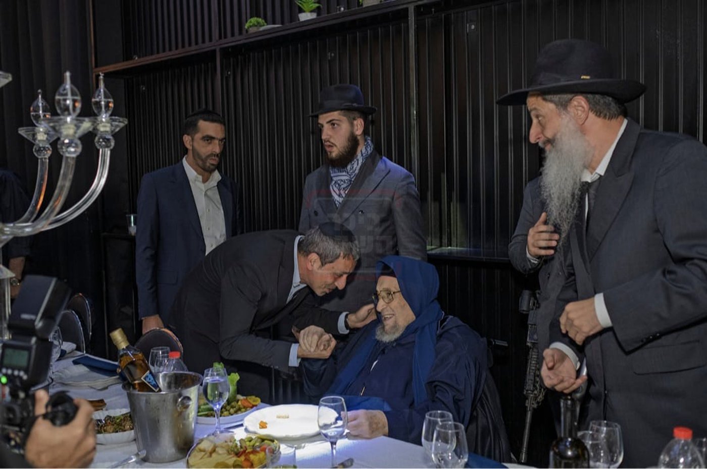 ה"חמור" שזכה ל"ימים" | 'זופניק בכיכר' עם כל התמונות, הנייעס והחשיפות של השבוע