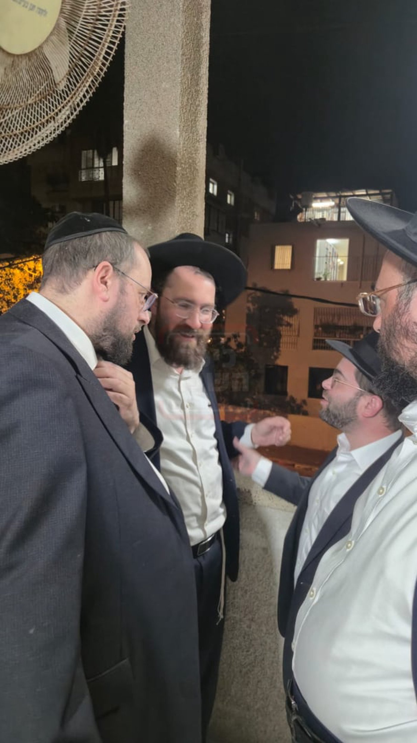 ה"חמור" שזכה ל"ימים" | 'זופניק בכיכר' עם כל התמונות, הנייעס והחשיפות של השבוע