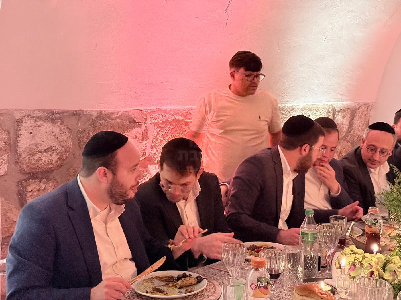 ה"חמור" שזכה ל"ימים" | 'זופניק בכיכר' עם כל התמונות, הנייעס והחשיפות של השבוע