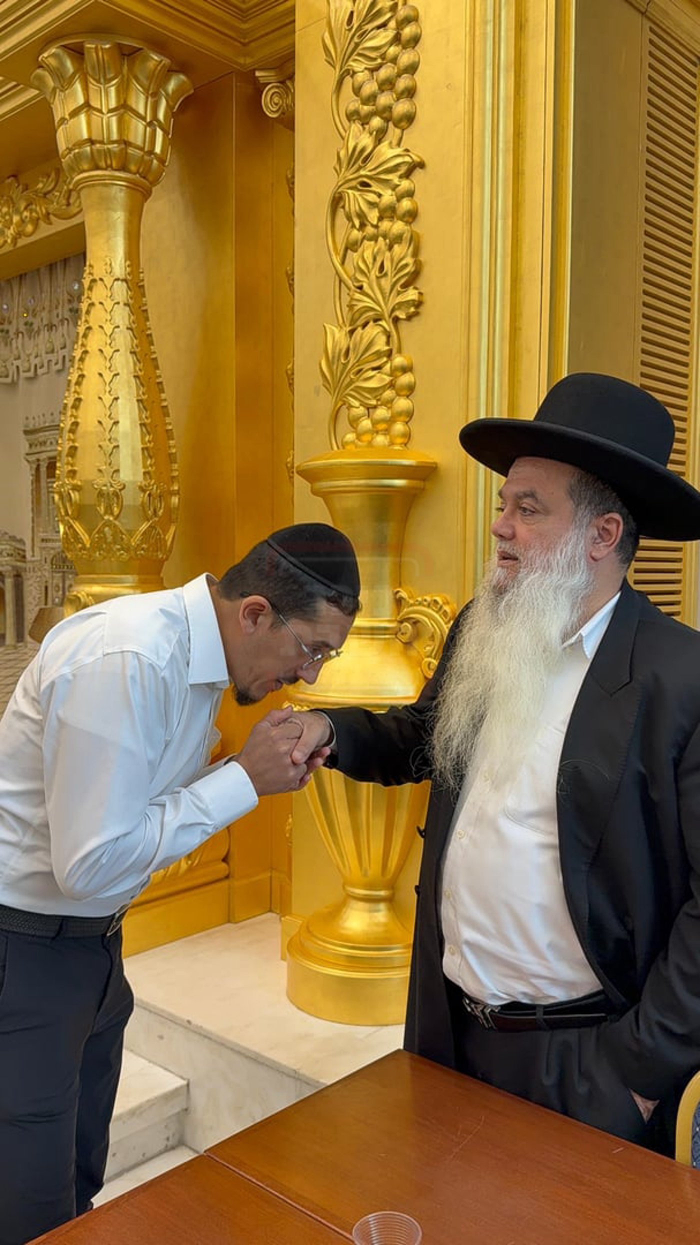 ה"חמור" שזכה ל"ימים" | 'זופניק בכיכר' עם כל התמונות, הנייעס והחשיפות של השבוע