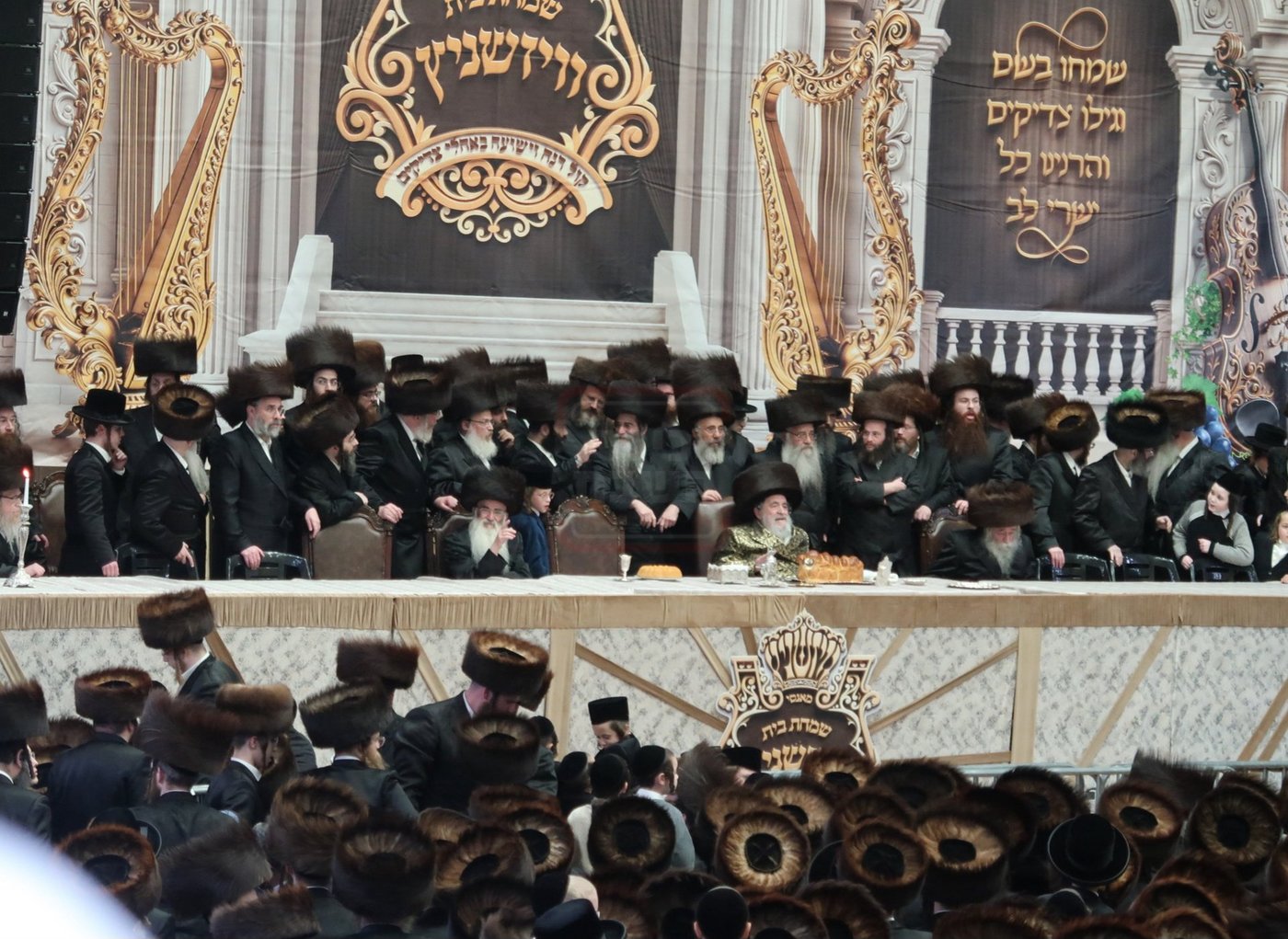 שמחת נישואי נכדת האדמו"ר מויז'ניץ, במונסי