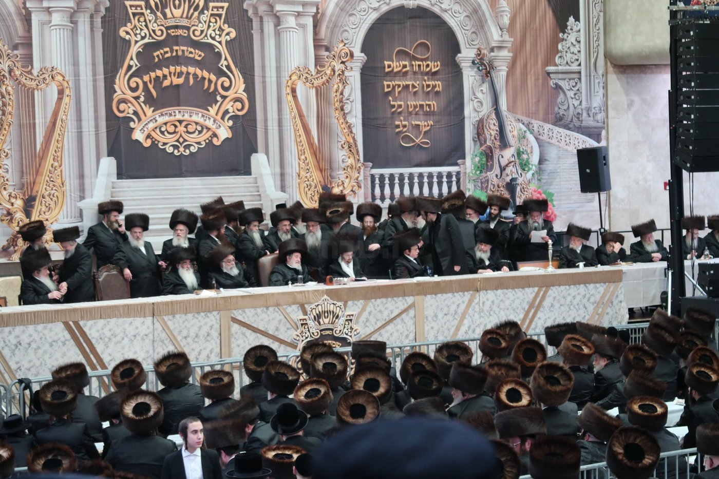 שמחת נישואי נכדת האדמו"ר מויז'ניץ, במונסי