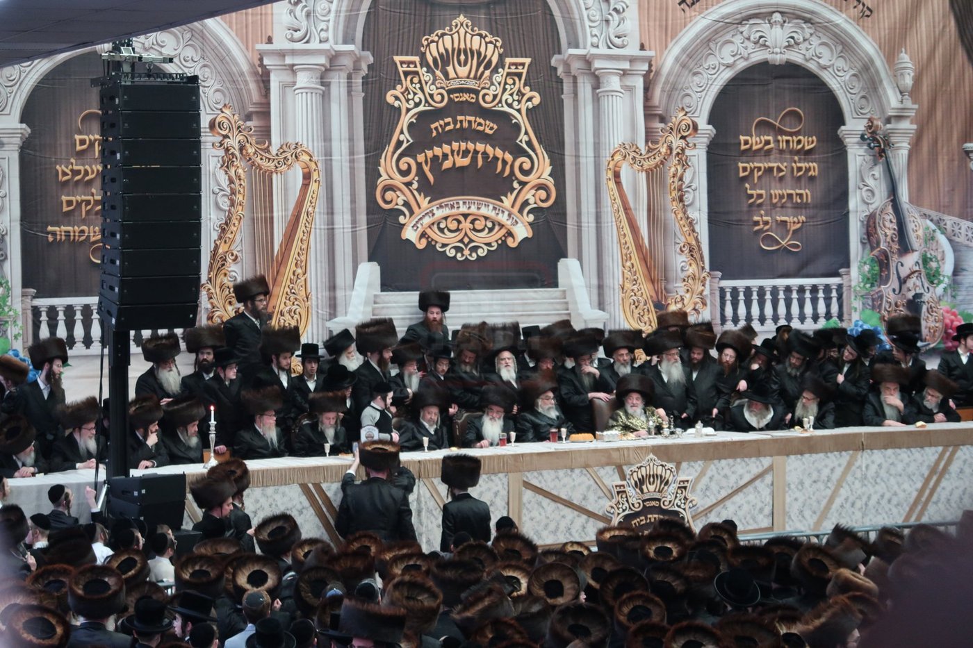 שמחת נישואי נכדת האדמו"ר מויז'ניץ, במונסי