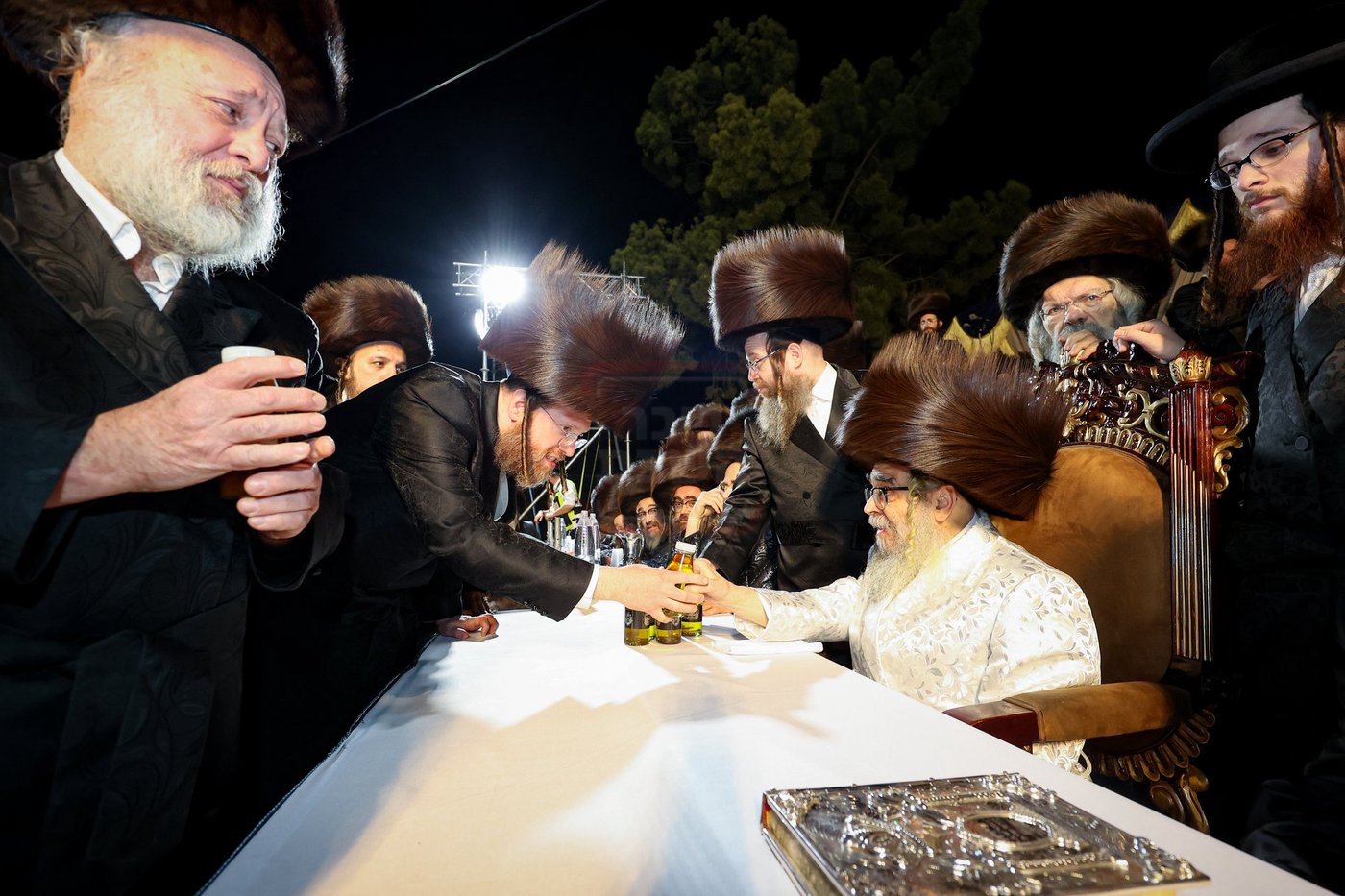 האדמו"ר מסאטמר בהדלקה במירון