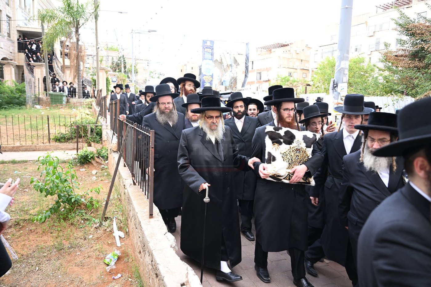 האדמו"ר מסאטמר בביקור בבני ברק