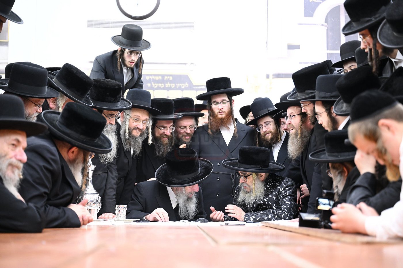 האדמו"ר מסאטמר בביקור אצל רבני ב"ב