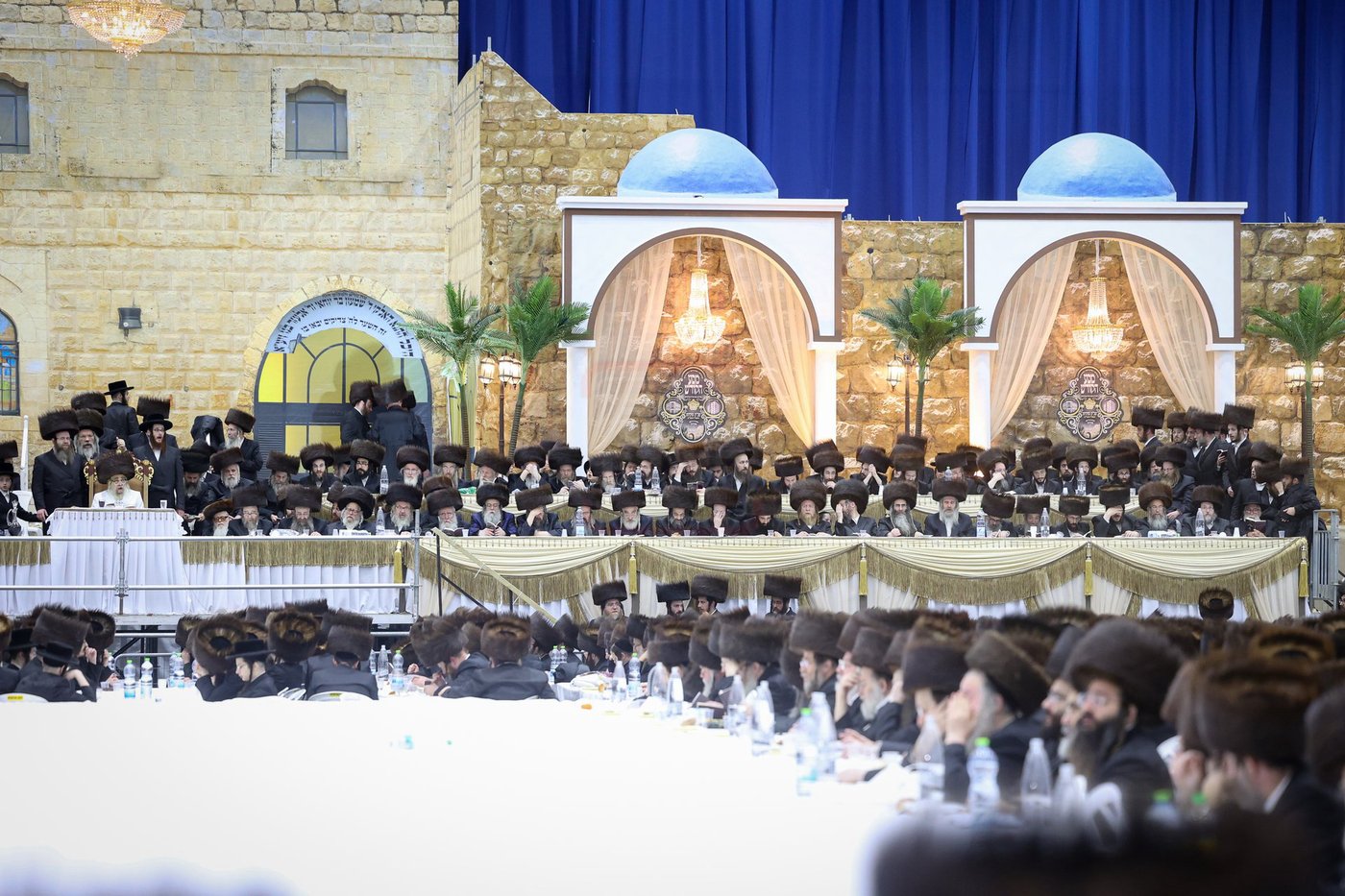 האדמו"ר מסאטמר בסעודה שלישית במירון