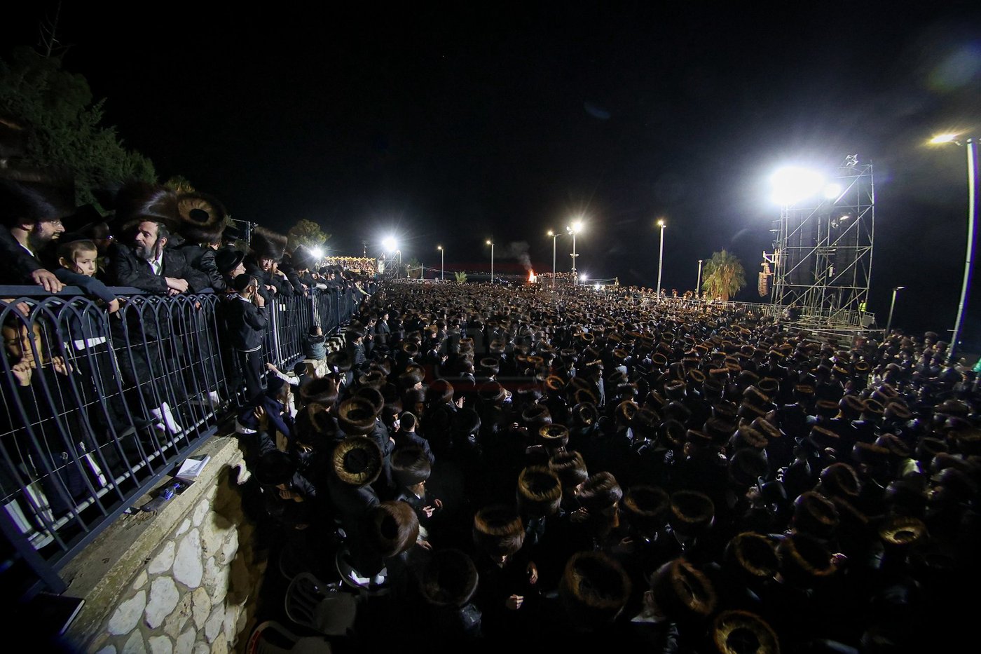 האדמו"ר מסאטמר בהדלקה במירון