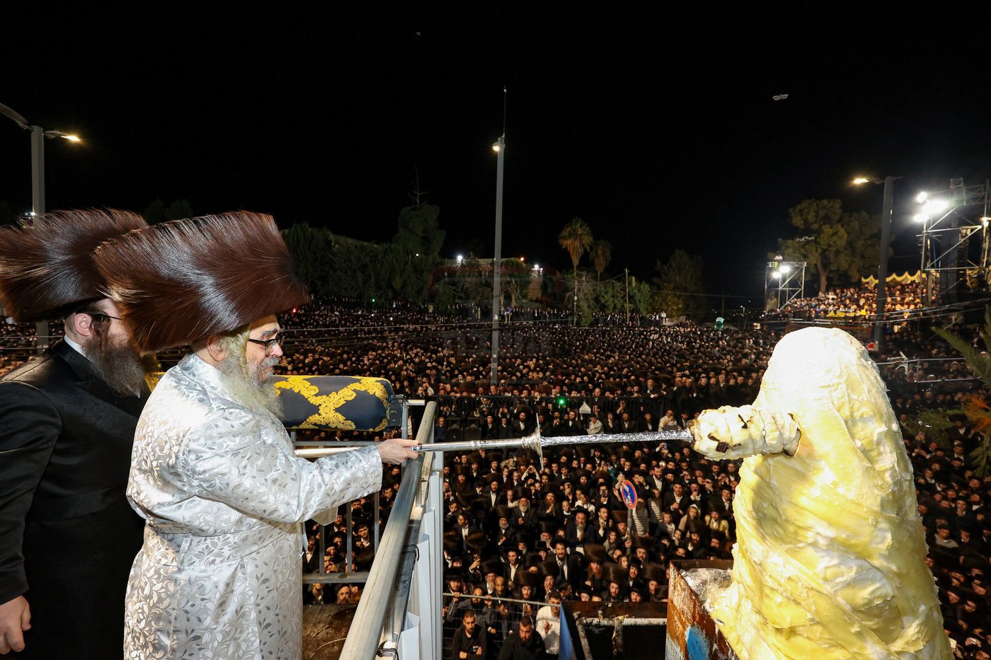 האדמו"ר מסאטמר בהדלקה במירון