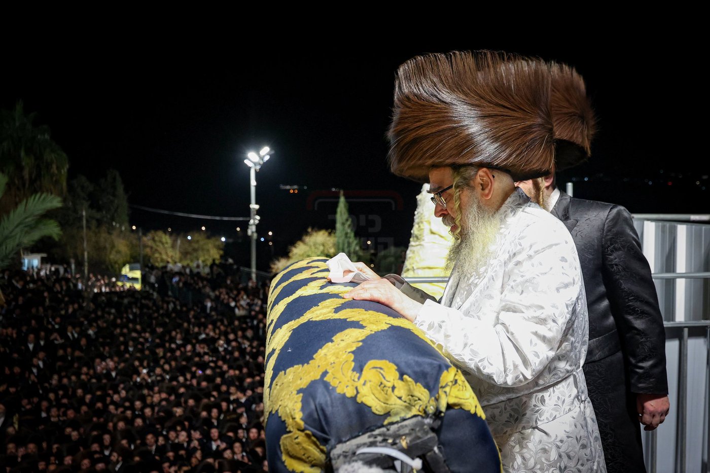 האדמו"ר מסאטמר בהדלקה במירון