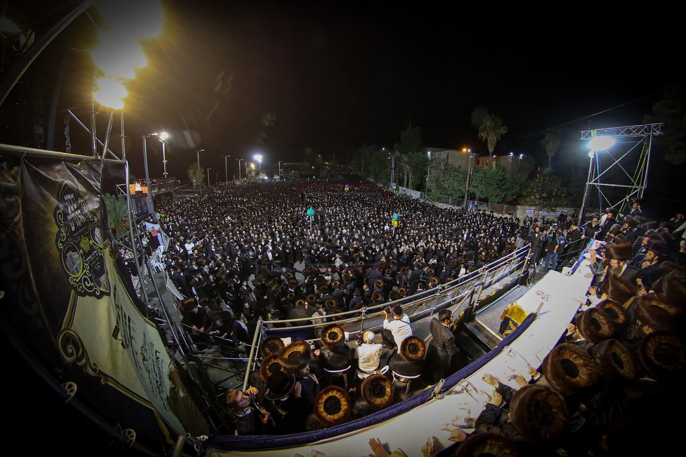 האדמו"ר מסאטמר בהדלקה במירון