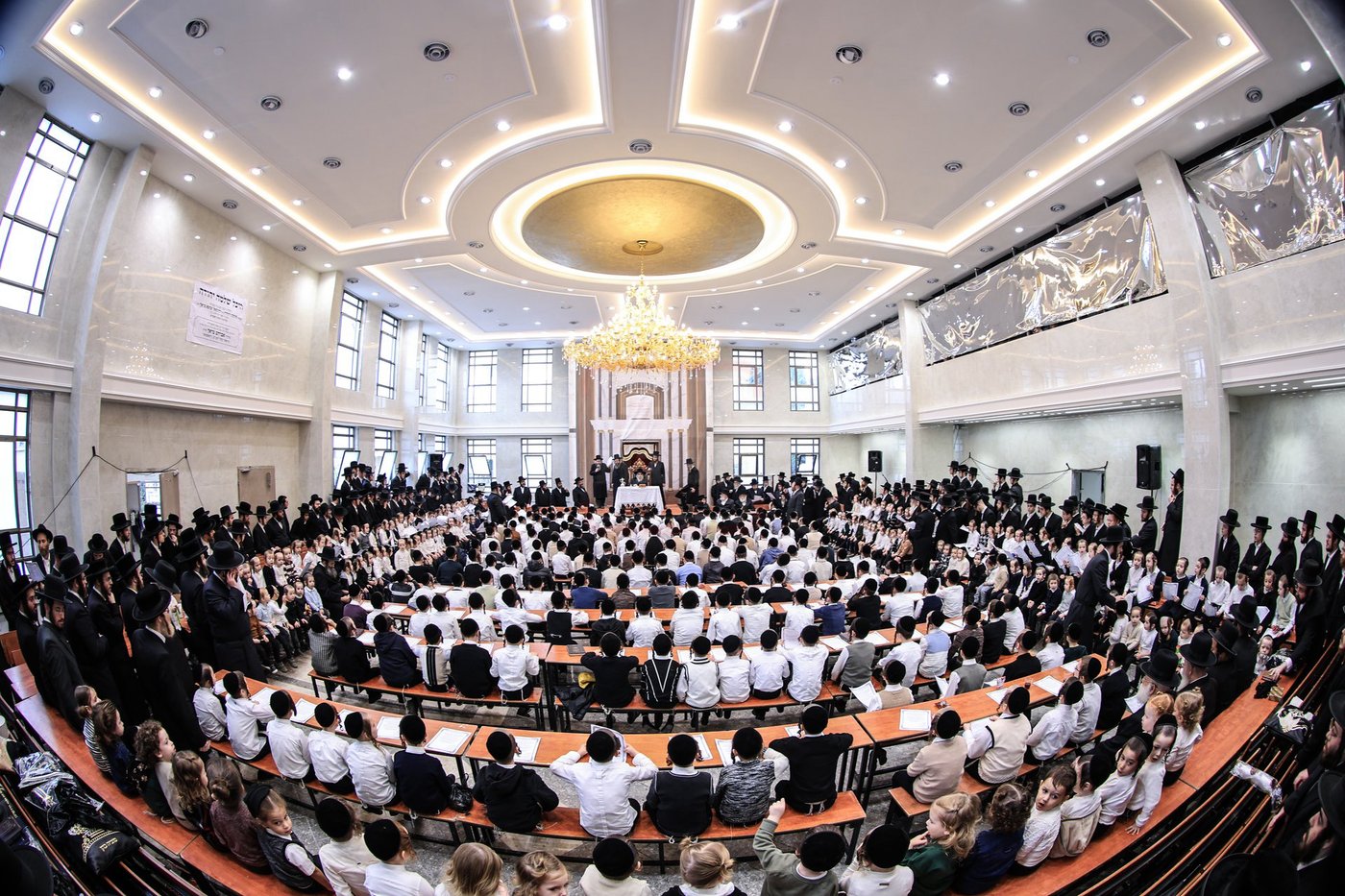 האדמו"ר מסאטמר בביקור בבני ברק