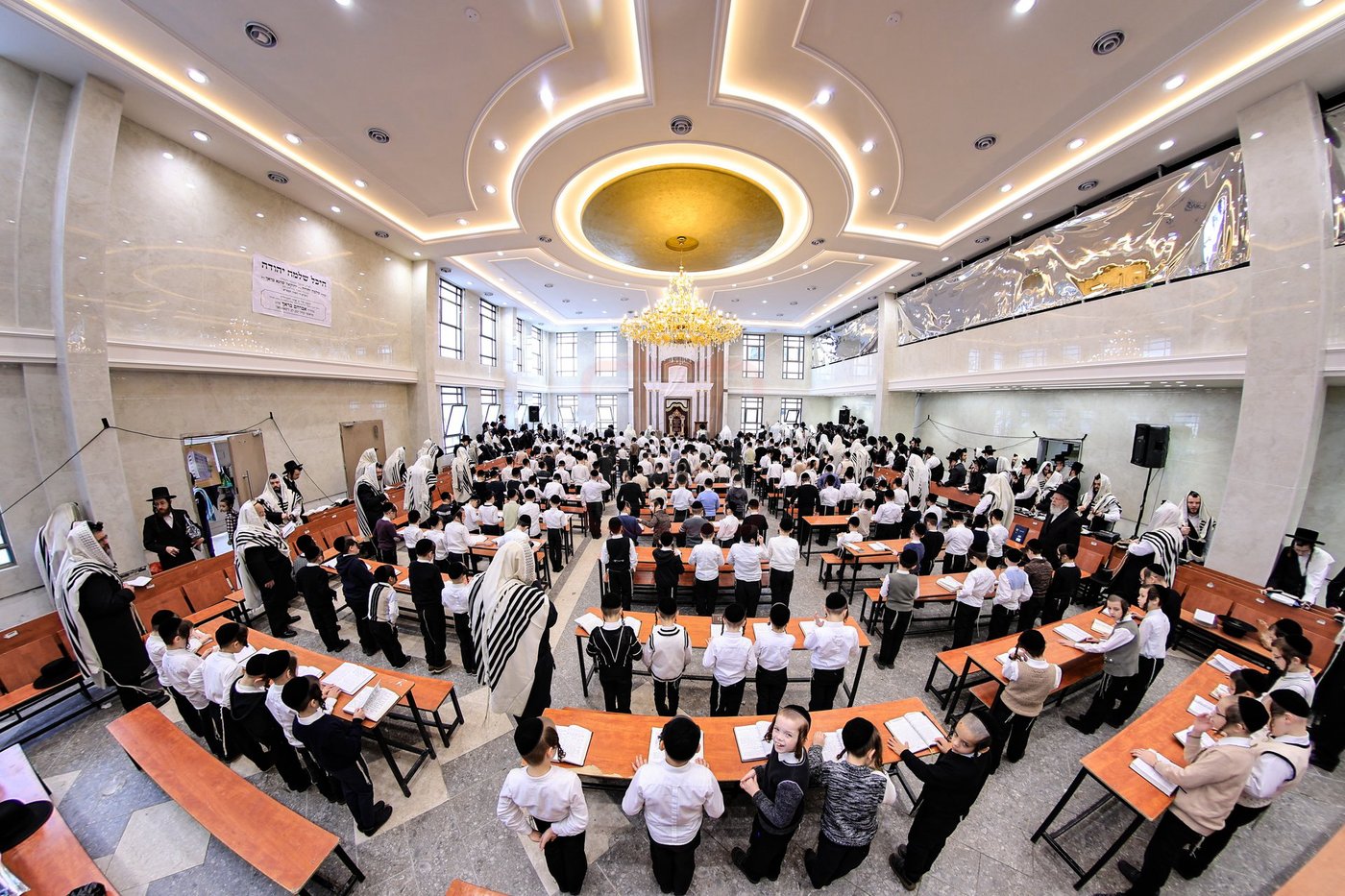 האדמו"ר מסאטמר בביקור בבני ברק