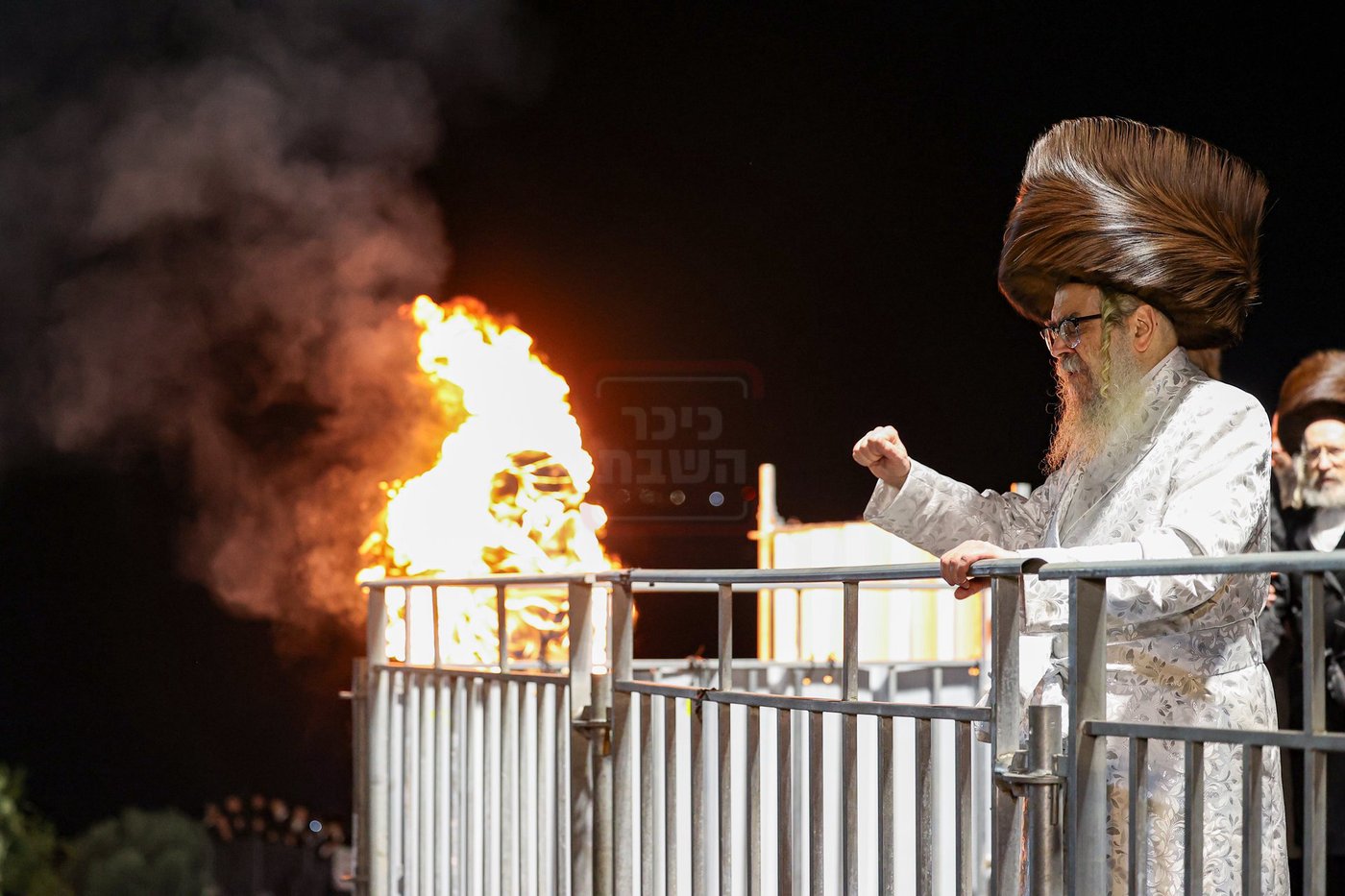האדמו"ר מסאטמר בהדלקה במירון