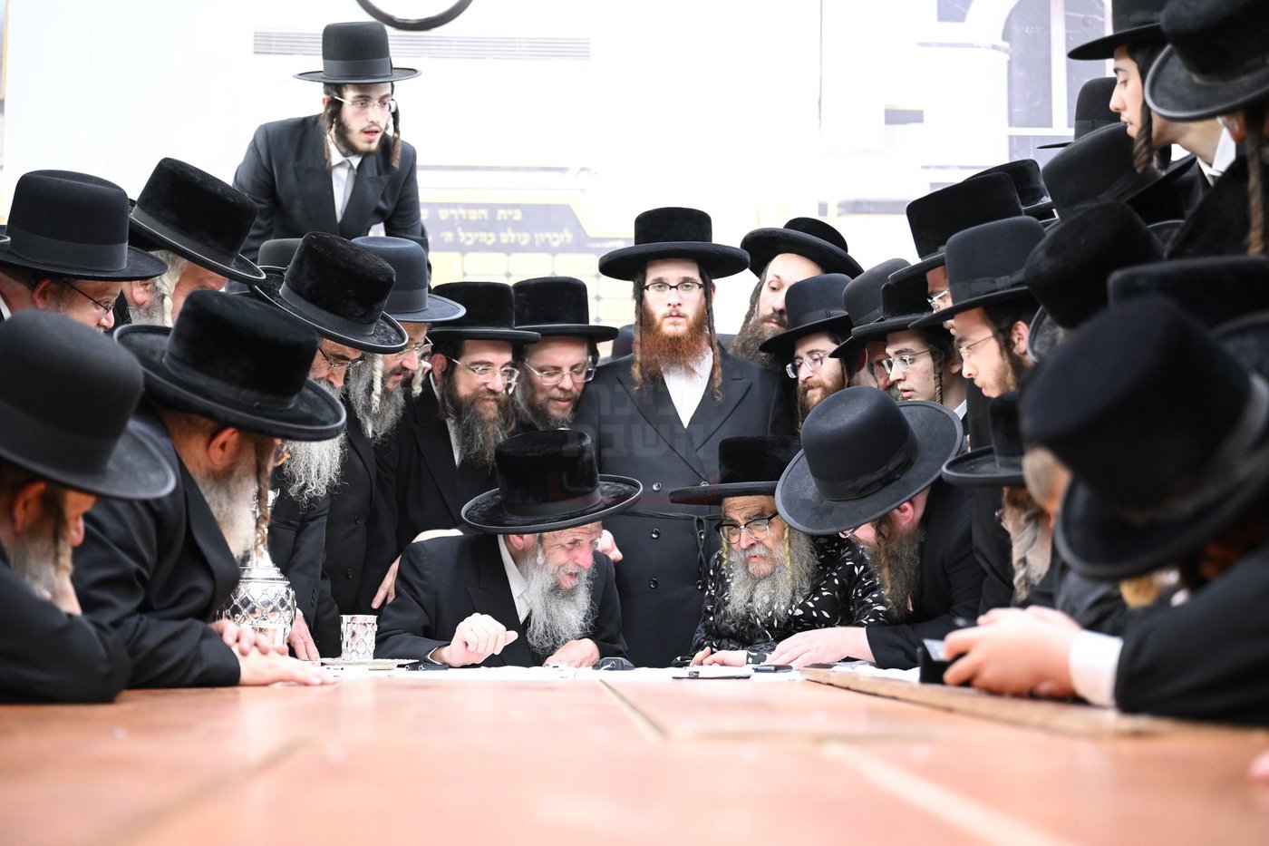 האדמו"ר מסאטמר בביקור אצל רבני ב"ב