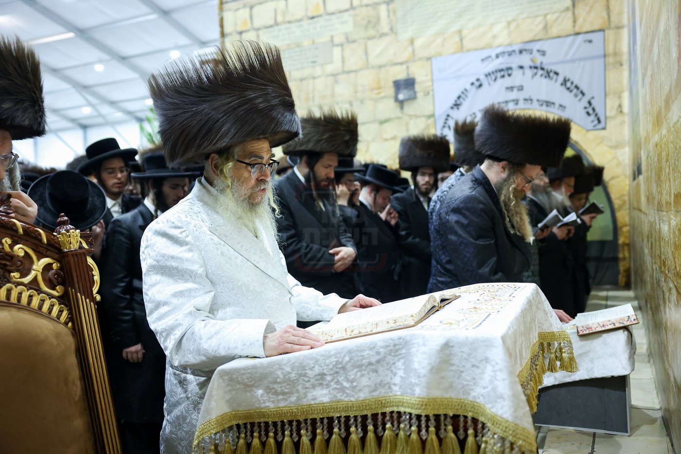 האדמו"ר מסאטמר בסעודה שלישית במירון