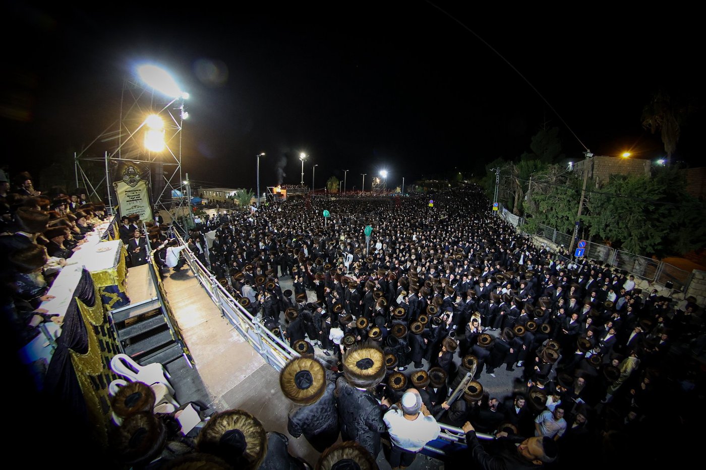 האדמו"ר מסאטמר בהדלקה במירון