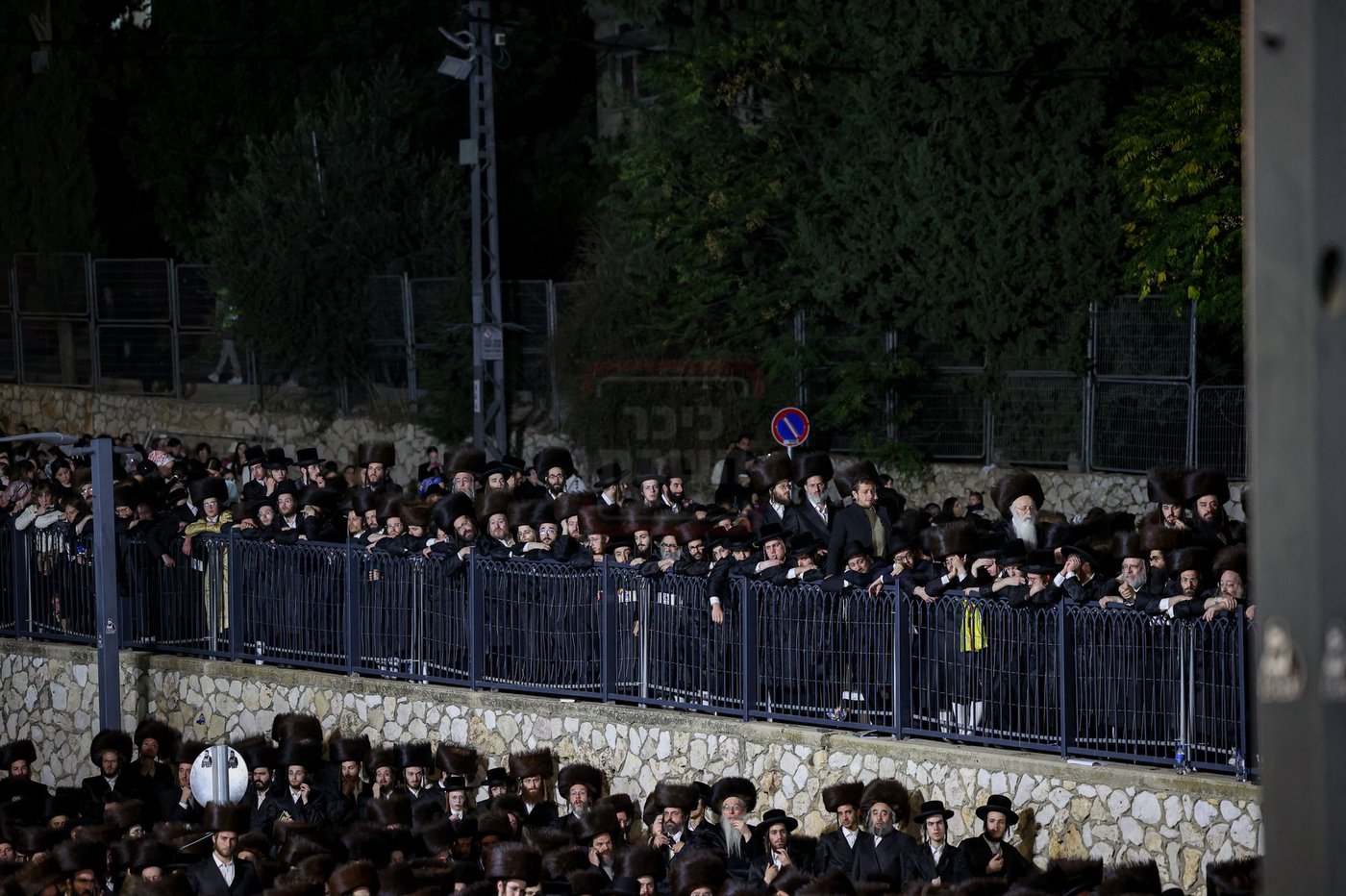 האדמו"ר מסאטמר בהדלקה במירון