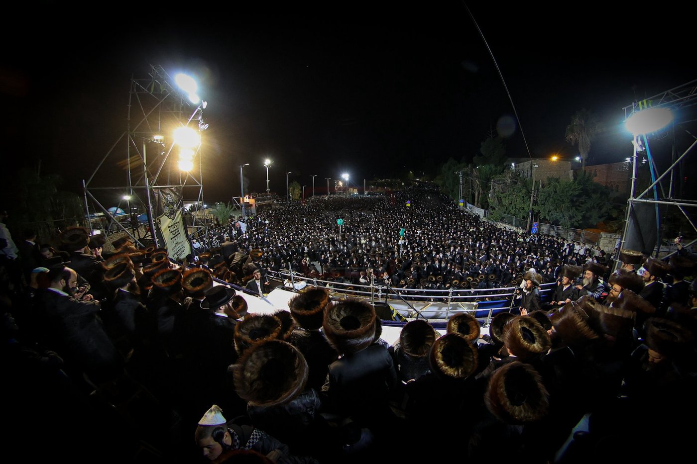 האדמו"ר מסאטמר בהדלקה במירון