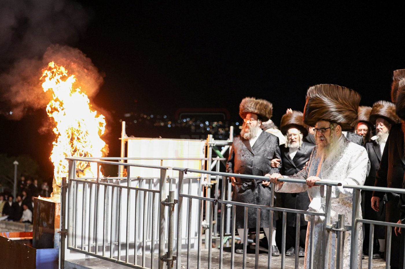 האדמו"ר מסאטמר בהדלקה במירון