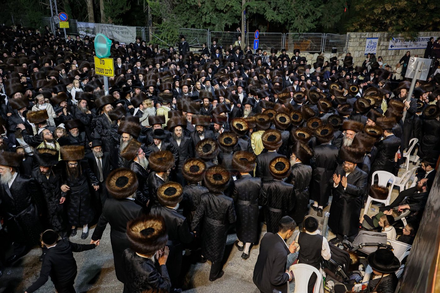 האדמו"ר מסאטמר בהדלקה במירון