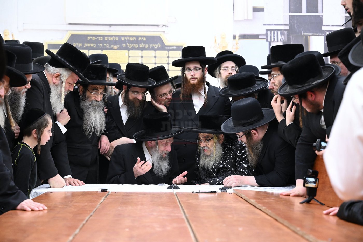 האדמו"ר מסאטמר בביקור אצל רבני ב"ב