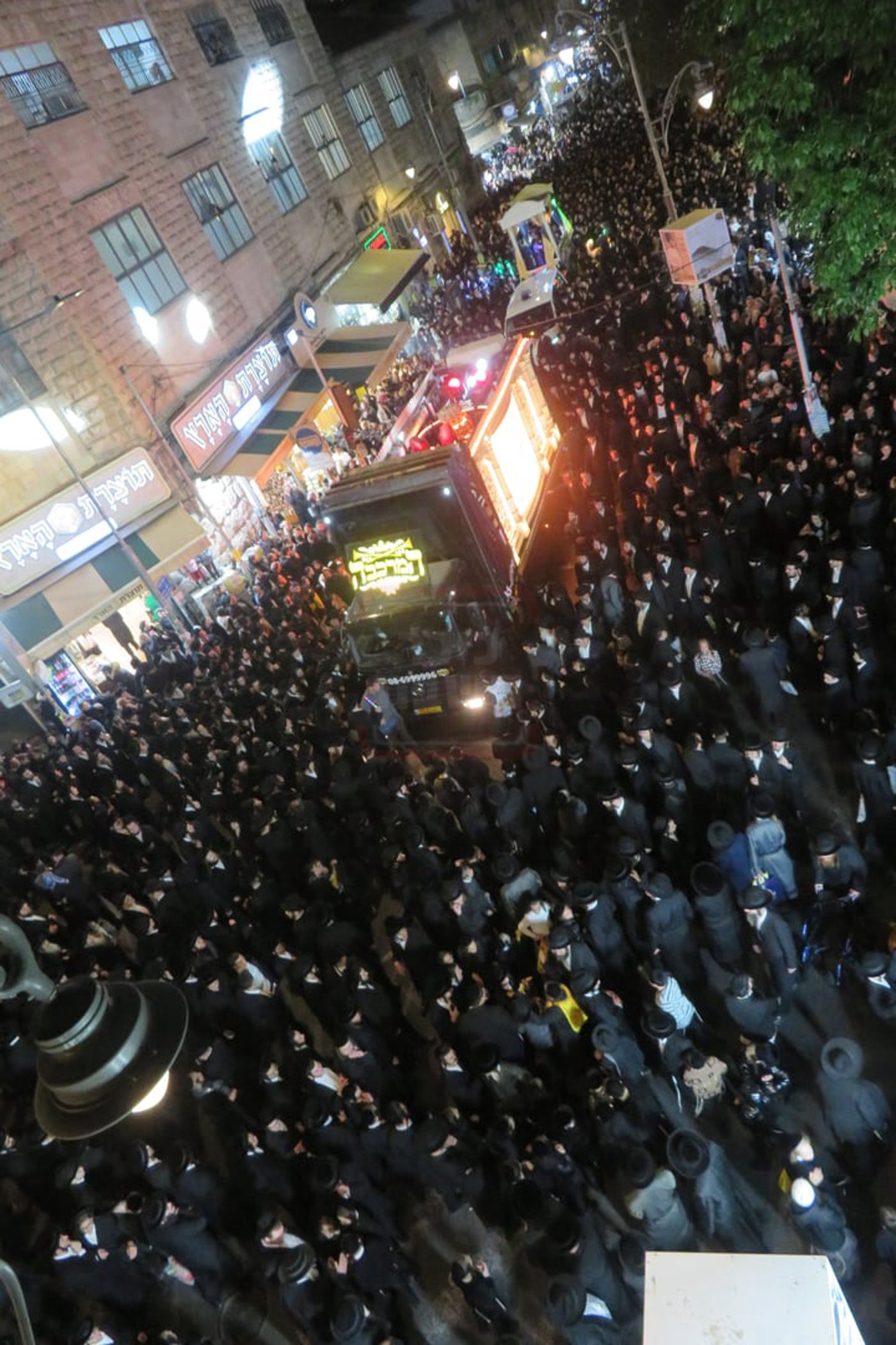 קבלת הפנים לאברך האסיר ר' אלעזר צדוק קויפמן