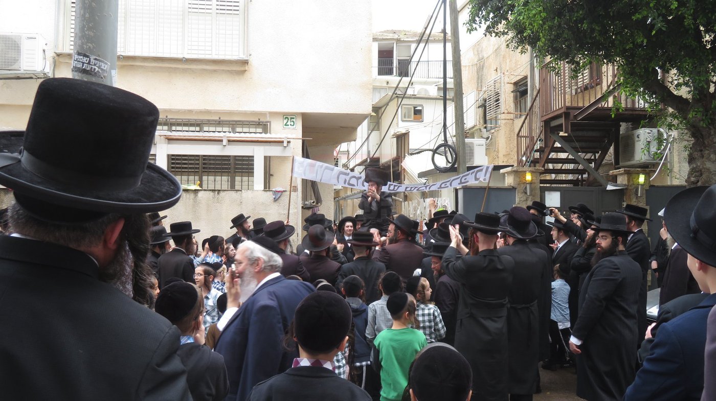 קבלת הפנים לאברך האסיר ר' אלעזר צדוק קויפמן