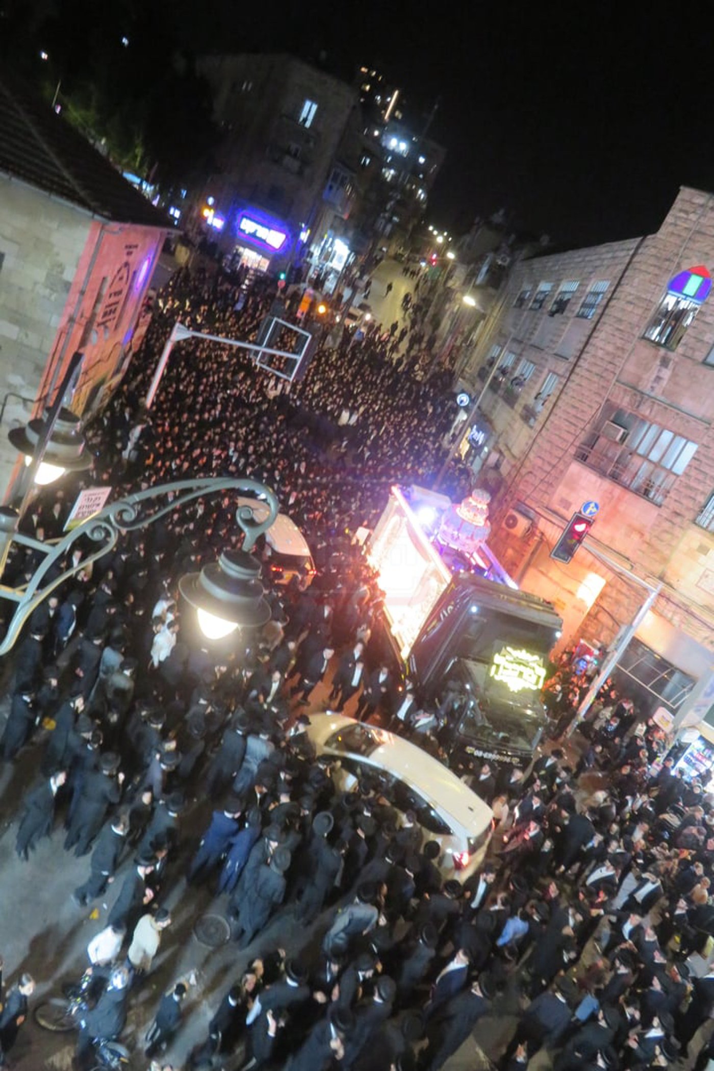 קבלת הפנים לאברך האסיר ר' אלעזר צדוק קויפמן