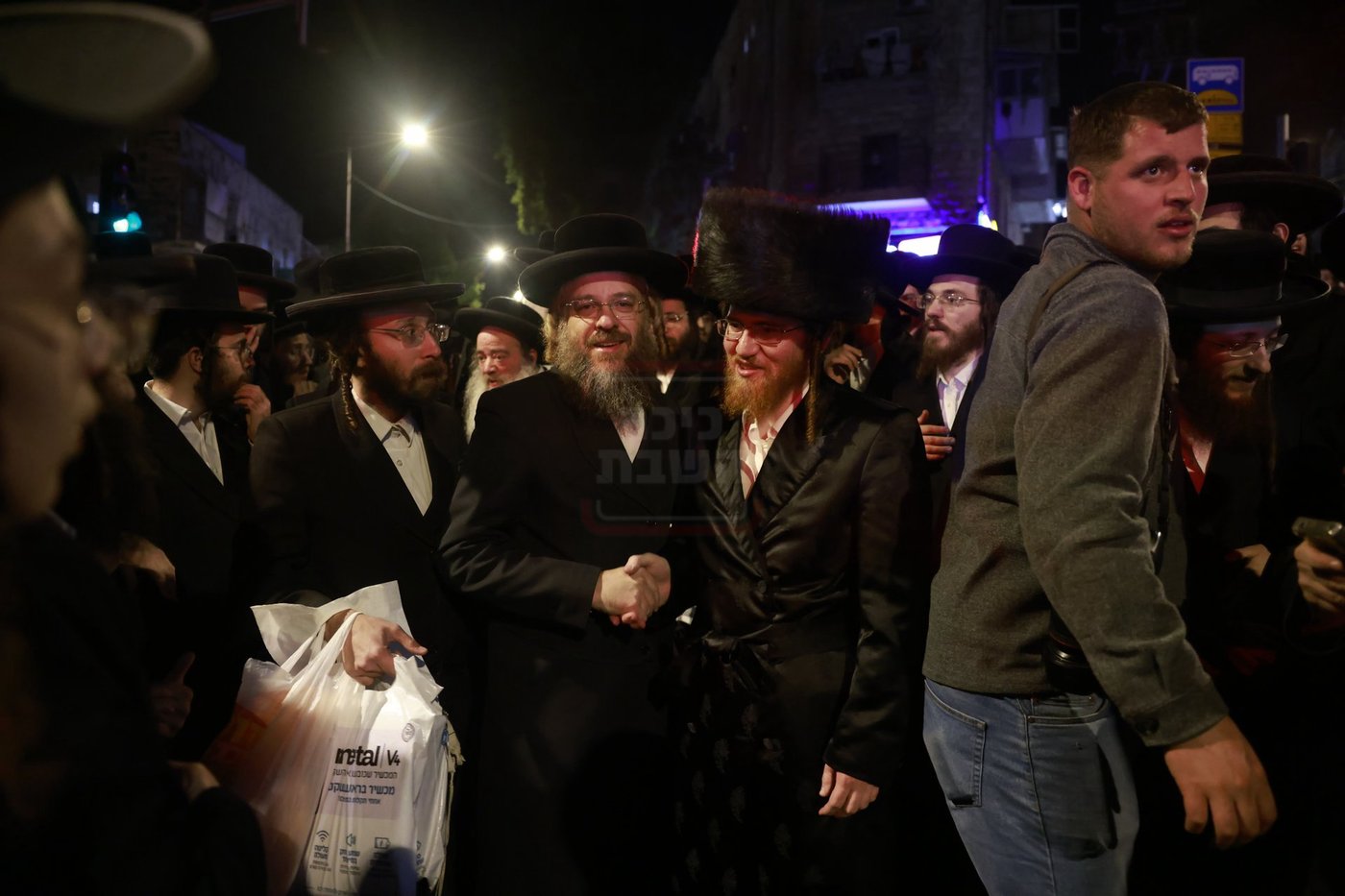 קבלת הפנים לאברך האסיר ר' אלעזר צדוק קויפמן