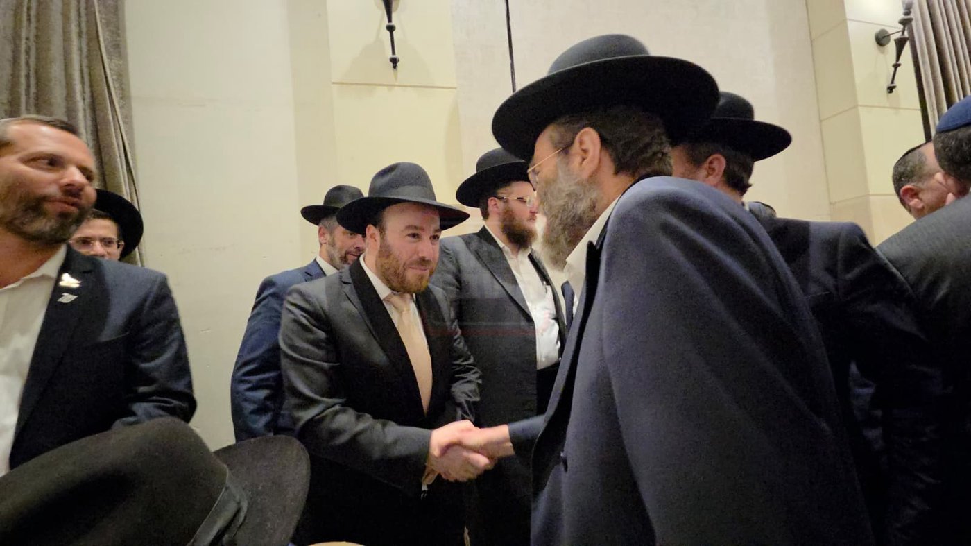 האדמו"ר שניסה לרקוד עם בנו | 'זופניק בכיכר' עם כל התמונות, הנייעס והחשיפות של השבוע