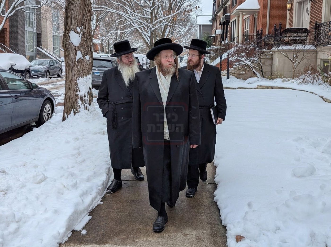 האדמו"ר משומרי אמונים בביקור בשיקאגו