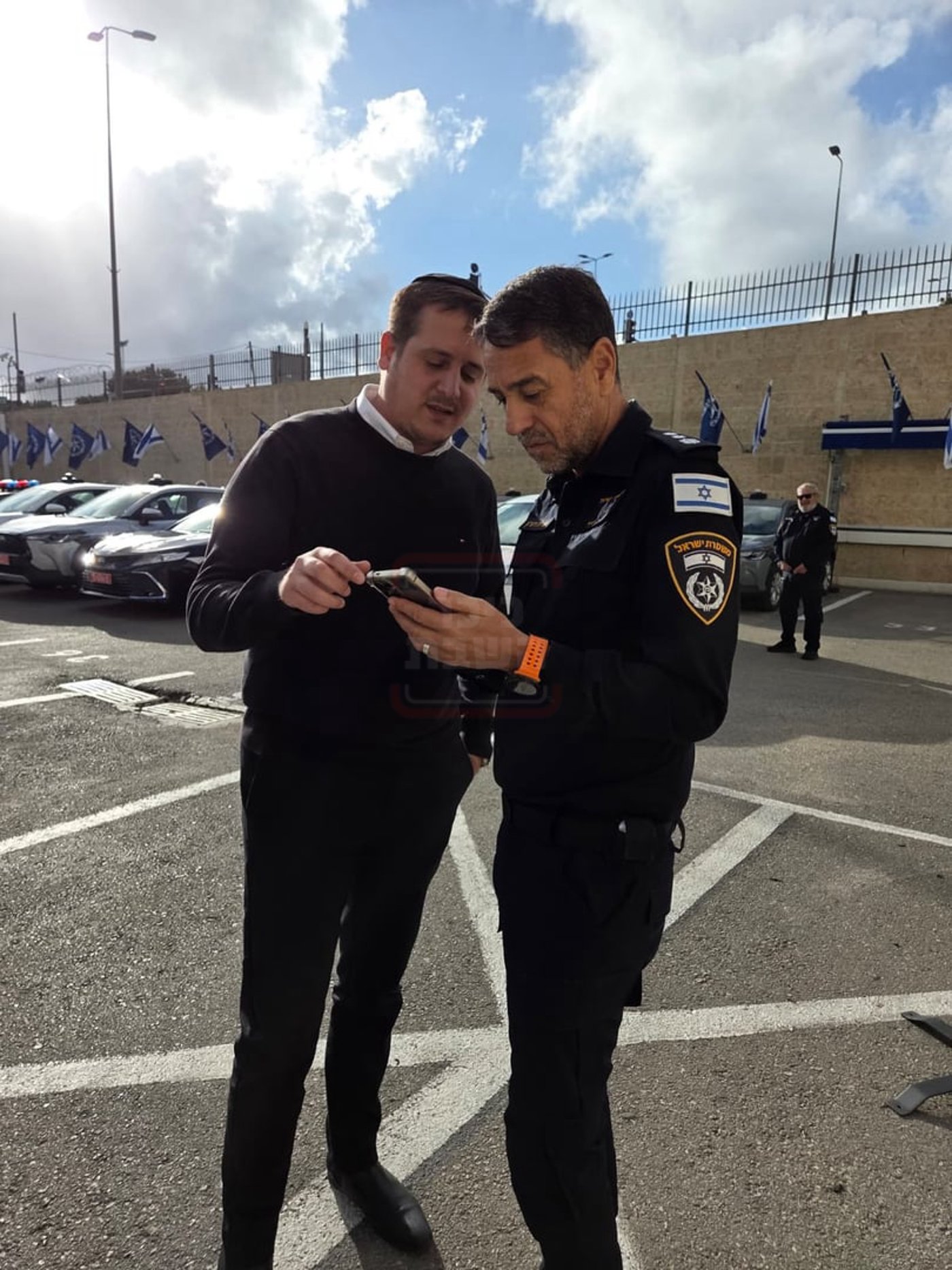 האדמו"ר שניסה לרקוד עם בנו | 'זופניק בכיכר' עם כל התמונות, הנייעס והחשיפות של השבוע