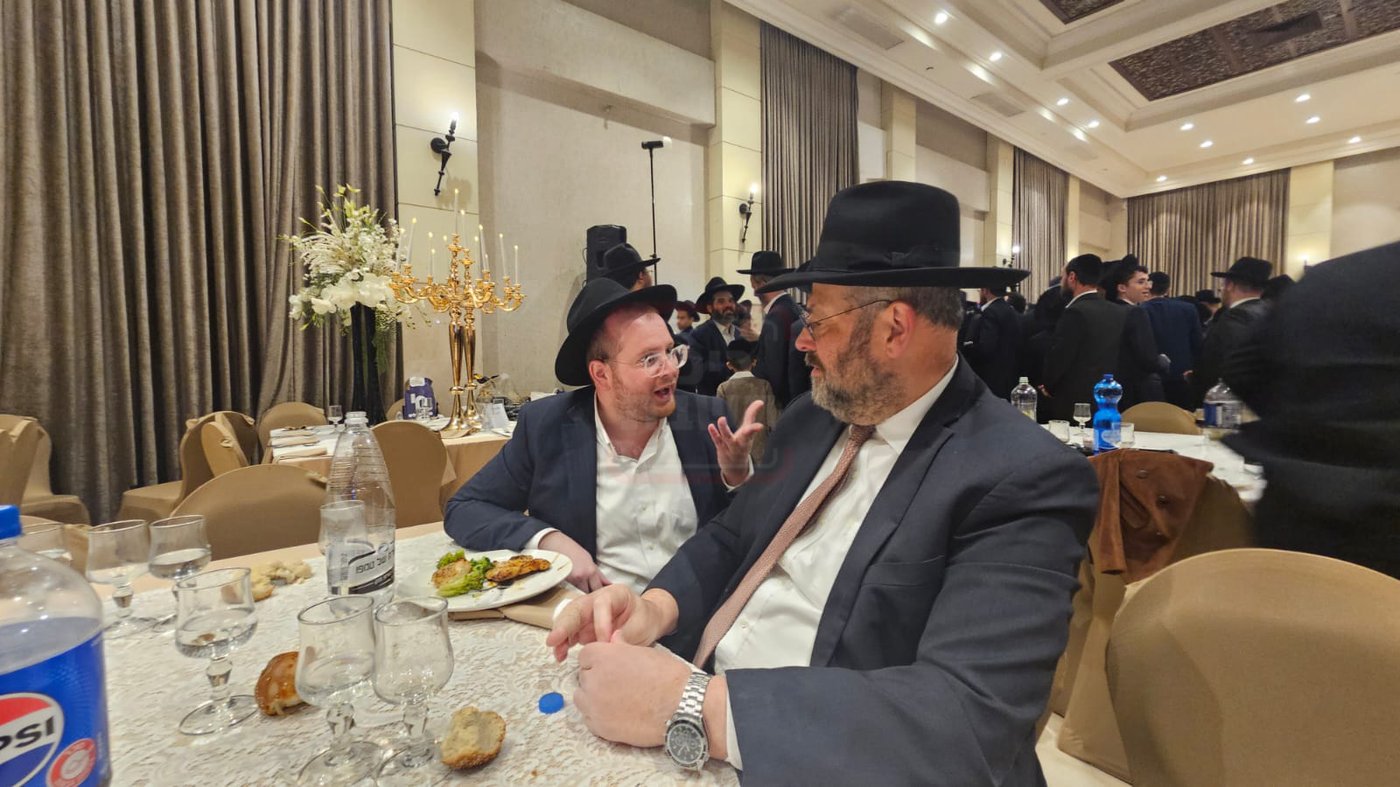 האדמו"ר שניסה לרקוד עם בנו | 'זופניק בכיכר' עם כל התמונות, הנייעס והחשיפות של השבוע