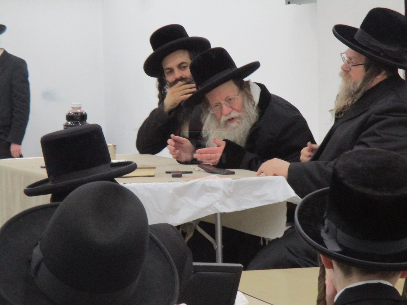 האדמו"ר מקוזמיר בביקור בארה"ב